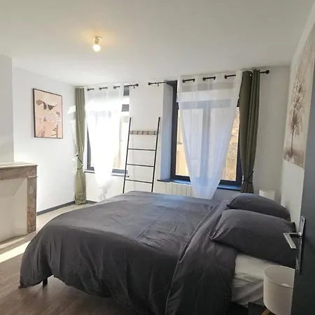 Le Refuge Majestueux - T2 - Wifi-parking- Chateau * Sedan