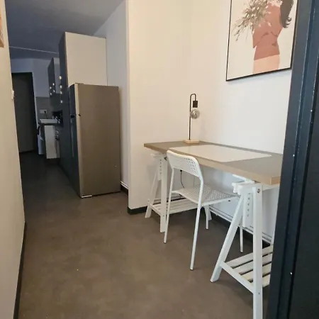Apartment Le Refuge Majestueux - T2 - Wifi-parking- Chateau Sedan
