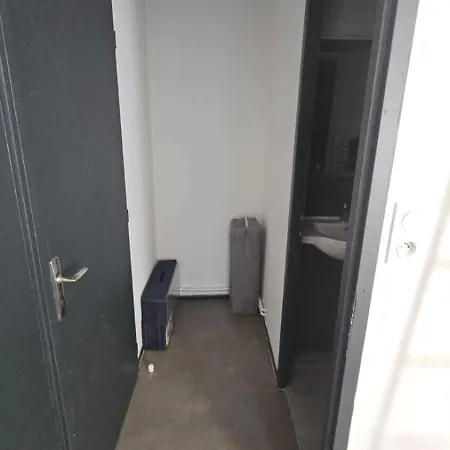 Apartment Le Refuge Majestueux - T2 - Wifi-parking- Chateau Sedan